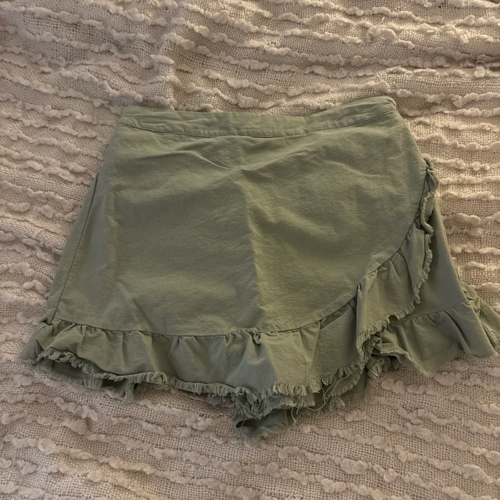 Wishlist Sage Green Skort
